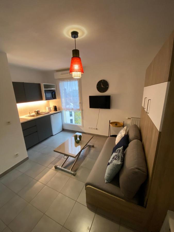 Studio Chic Little Boheme Proche Hopitaux, 15 Mn Du Centre Lyon Bagian luar foto